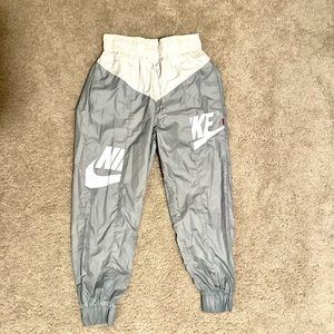 Nike Windbreaker Joggers